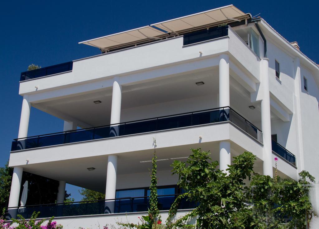 Villa Gg Podstrana Exterior photo