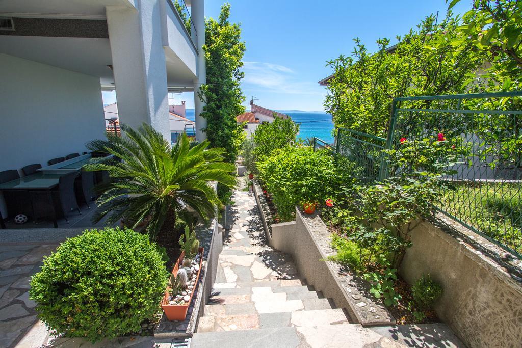 Villa Gg Podstrana Exterior photo